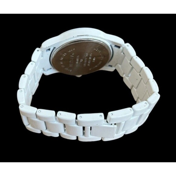 Merona Women's Watch  White Link Bracelet 7" Wristwatch New Battery Works - Picture 6 of 6